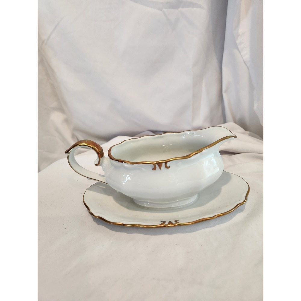 Vintage Bavaria Western Germany Porcelain Gravy Boat Gold Trim Scalloped Rim 42